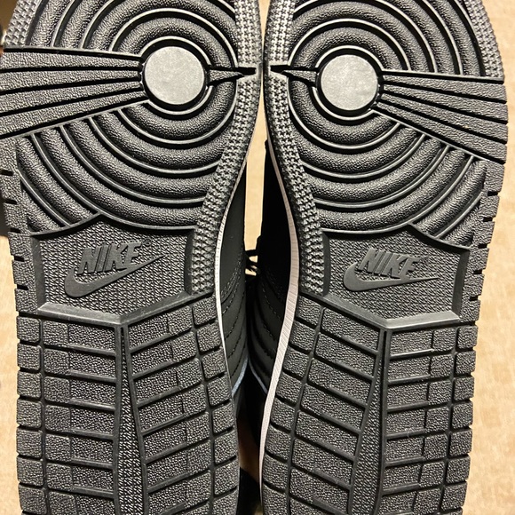 Jordan 1 Flight 4 Prem GG, size 9Y - Picture 3 of 7